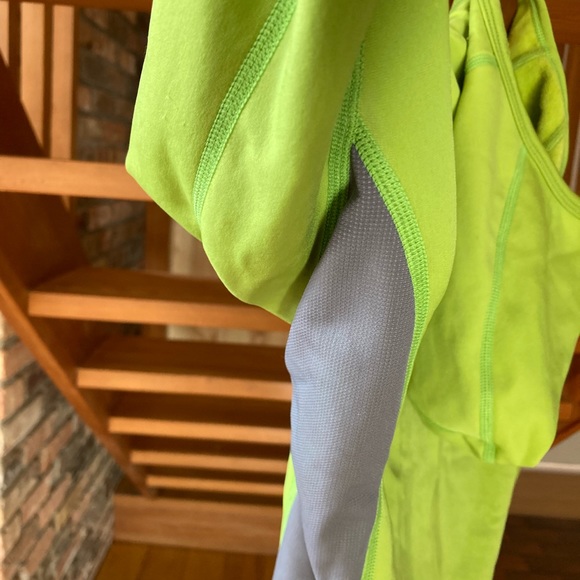 MEC zip-up sweater with hood - Picture 9 of 14